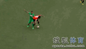 足球犯规不让上场犯规吗