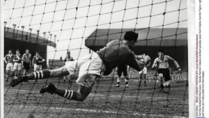 中国视角下足球史上有哪些经典战术？