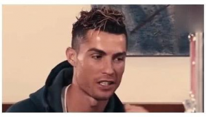 外国记者提问：你喜欢足球吗