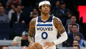 拉塞尔还能踢足球吗