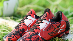 11岁男孩足球鞋推荐，哪款能助力小球员在绿茵场尽情驰骋？