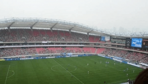 泰达足球场可以带雨伞入场吗