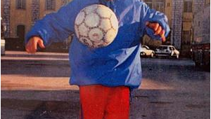 瘦小小孩能否练足球?挖掘潜力,开启别样足球成长路