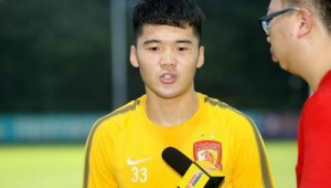 董路真的是为了足球吗