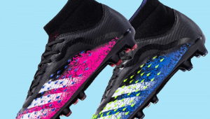 体考选足球，是否必须穿足球鞋？