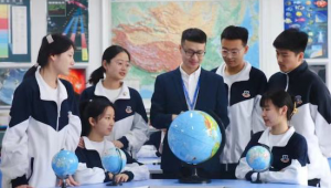 足球是最好的地理老师吗：探索绿茵场上的地理知识与足球世界