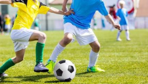 足球盘带易伤脚？解析盘带过程中脚部受伤的潜在风险