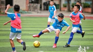 足球小孩应该练配合吗