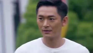 小孩被足球踢肚子后是否有事？需警惕这些潜在风险