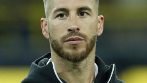 杰拉德是足球先生吗?其足球生涯成就与该荣誉关联几何