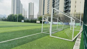 室外足球场能否转角？解析场地设计与规则限制背后的答案