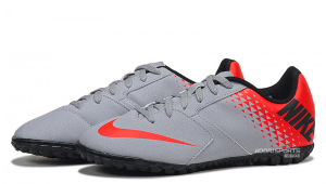耐克男款铁足球鞋,哪一款的外观能成为你的心头好?