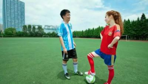 踢足球跟鞋有关吗女生