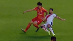 足球假摔不应得点球？探讨假摔获点背后的争议与思考