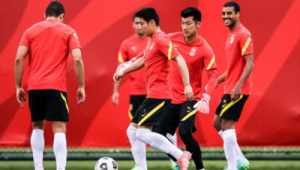 中国现在还有人踢足球吗？探寻国内足球爱好者的热情与坚持