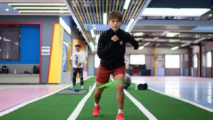 从小练足球会频遭伤病困扰吗