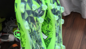 全球最贵的安踏足球鞋是哪款