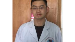 肺大泡患者能否踢足球？关乎健康与运动的关键探讨