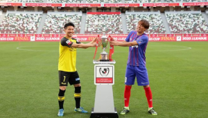 足球时隔十一年夺冠吗