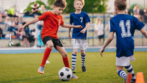 男孩足球哪款好看一点，全方位解析助你挑出心仪之选