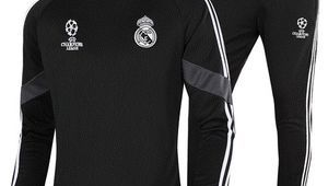 冬天踢足球穿球衣吗？保暖与运动兼得的选择探讨