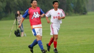 大学毕业还会踢足球吗？那些关于足球与毕业的青春疑问