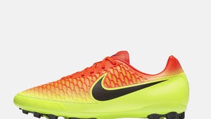 足球鞋在哪买既便宜又好穿?一文带你找到高性价比之选