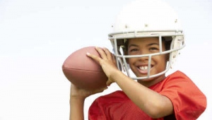 踢足球护具男生能用吗？答案就在这里！