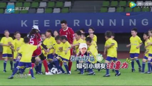 跑男足球特辑终极对决！究竟哪队能在绿茵场上笑到最后？