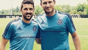 美国出过足球巨星吗