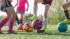 踢足球时心率186正常吗？一文带你了解运动心率那些事儿