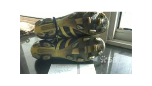 鞍山铁西哪卖足球鞋好一点