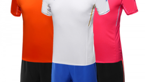 网上足球服质量差？这说法到底可不可信引发热议