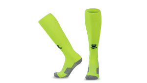 卡尔美足球长袜分哪两种