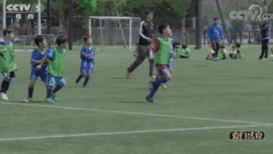 足球巨星是否不喜欢亚洲女孩？背后真相引深思