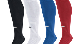 踢足球能穿防滑袜吗？防滑效果与实战体验全解析