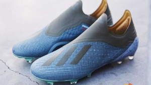 速度型足球鞋最好的是哪款