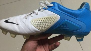 二手足球鞋购买好去处，你知道一般都能在哪买到吗？