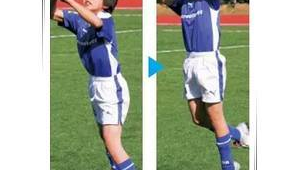 足球接球方式多样，其中是否包含头顶球呢