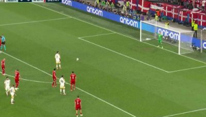 足球罚点球能否停顿？规则解读与实际判罚情况分析