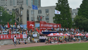 足球属于学习用品吗？探究其在学习场景中的角色与意义