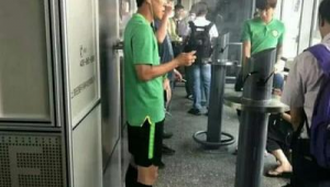 足球职业选手抽烟吗？背后真相及对职业生涯的影响深度剖析