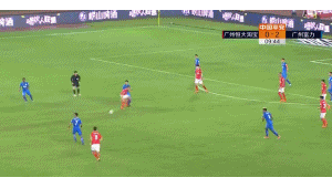 足球场上是否存在带帽的门将