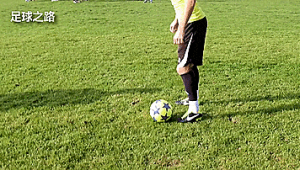 足球花式过人动作很难做吗?且看其中门道与挑战几何
