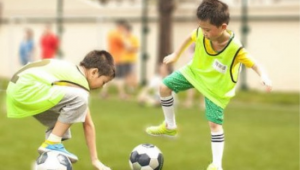 少儿足球训练强度大吗？探寻小球员们的汗水与成长之路