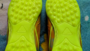 足球鞋碎钉怎么选？哪款能助你在球场上畅行无阻？