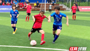 梅溪最近还在踢足球吗