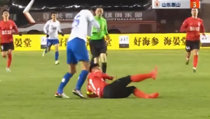 心有足球,处处皆为球场,畅享热血与激情的无限奔赴