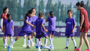 大连去哪学足球最好呢女生