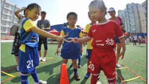 男性踢足球会影响肾脏吗？带你一探究竟